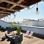 411 W Royal Tulip 200 M Od Plazy Dobruk W 5 Gwiazdkowym Apartment