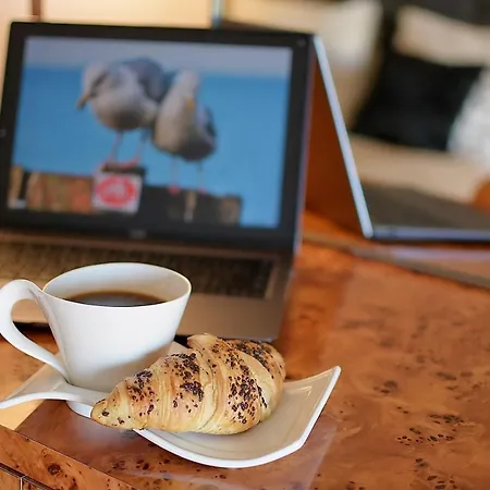 Апартаменти 411 W Royal Tulip 200 M Od Plazy Dobruk W 5 Gwiazdkowym