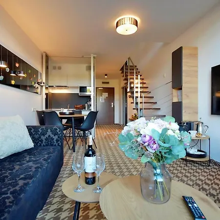 411 W Royal Tulip 200 M Od Plazy Dobruk W 5 Gwiazdkowym Апартаменты