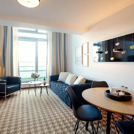 411 W Royal Tulip 200 M Od Plazy Dobruk W 5 Gwiazdkowym * Колобжег