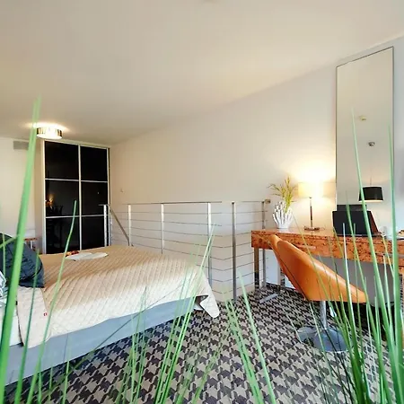 411 W Royal Tulip 200 M Od Plazy Dobruk W 5 Gwiazdkowym Апартаменты